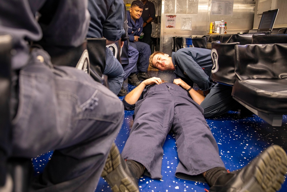 USS Preble Conducts CPR Class
