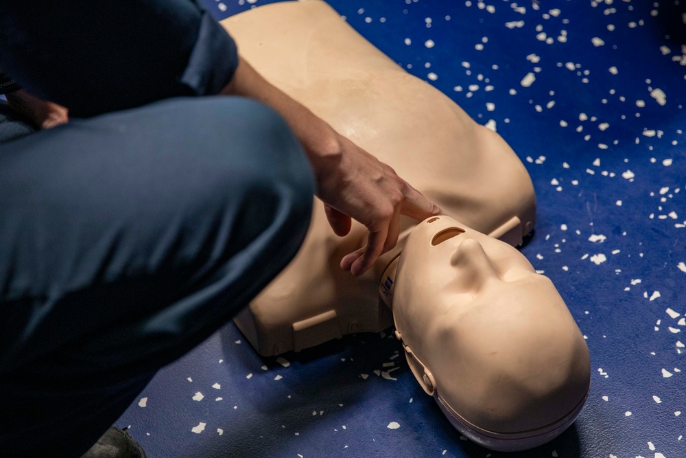 USS Preble Conducts CPR Class