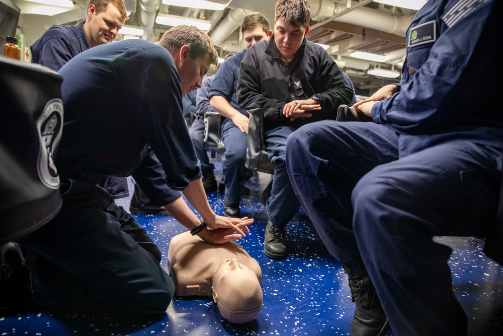USS Preble Conducts CPR Class