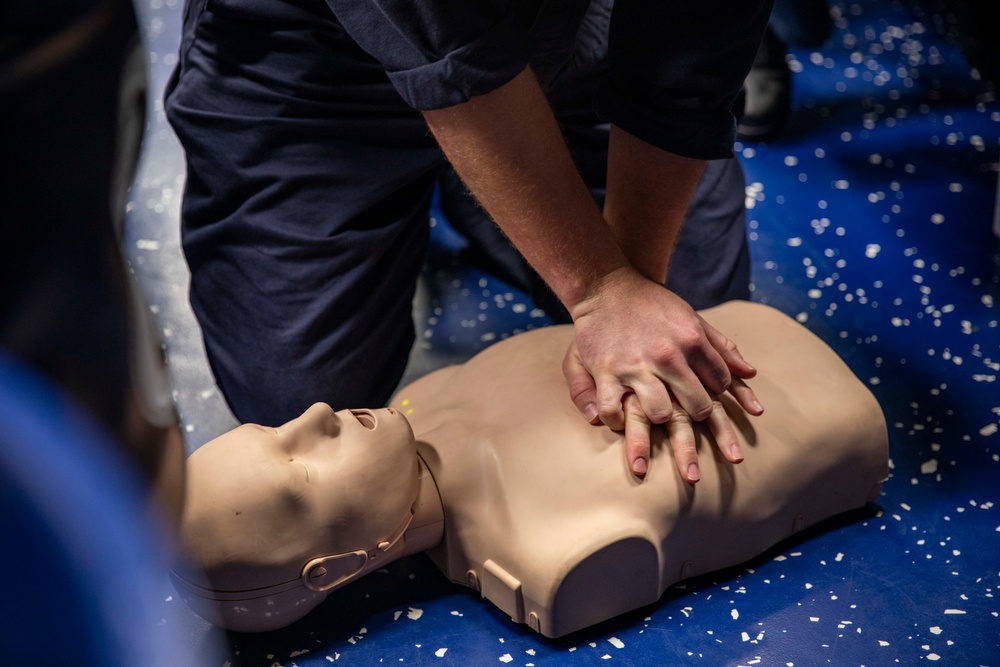 USS Preble Conducts CPR Class