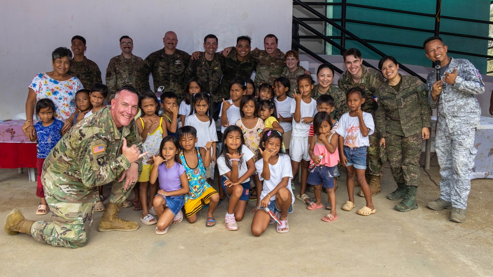 Balikatan 25: U.S., Philippines forces, provide aid to Barangay Dugui San Isidro, Virac, locals.