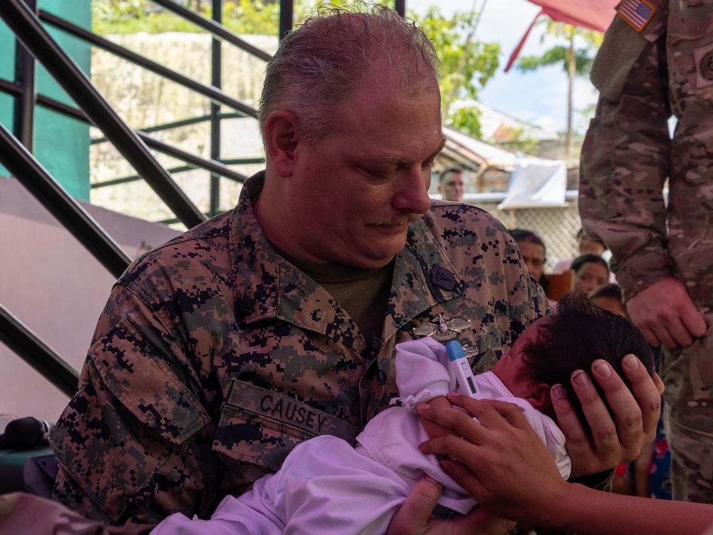 Balikatan 25: U.S., Philippines forces, provide aid to Barangay Dugui San Isidro, Virac, locals.