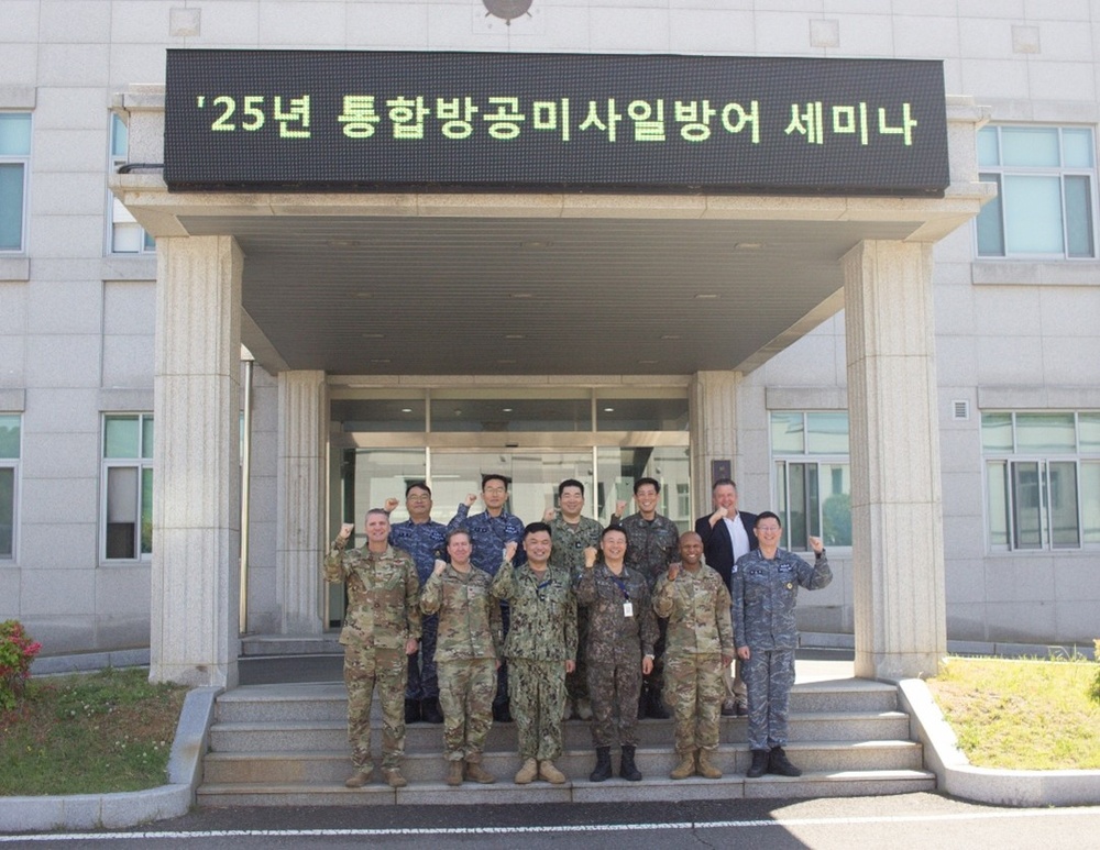 ROK-U.S. Senior Leaders Unite for Air Defense Seminar at Chinhae Naval Base