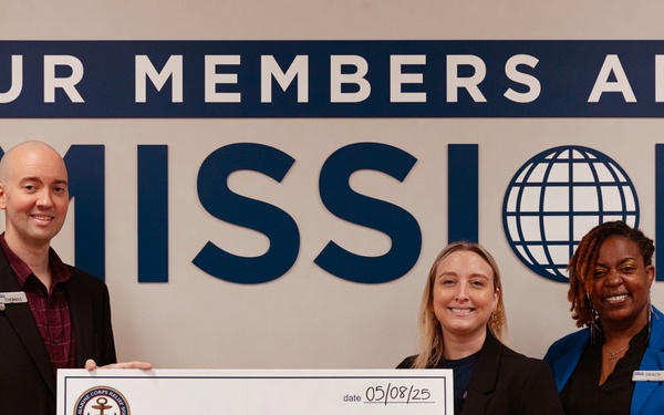 Navy-Marine Corps Relief Society receives a grant from Navy Federal Credit Union