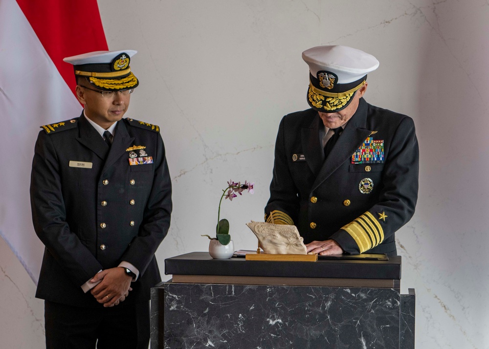 U.S. Pacific Fleet Commander travels to the Republic of Singapore for IMDEX Asia 25