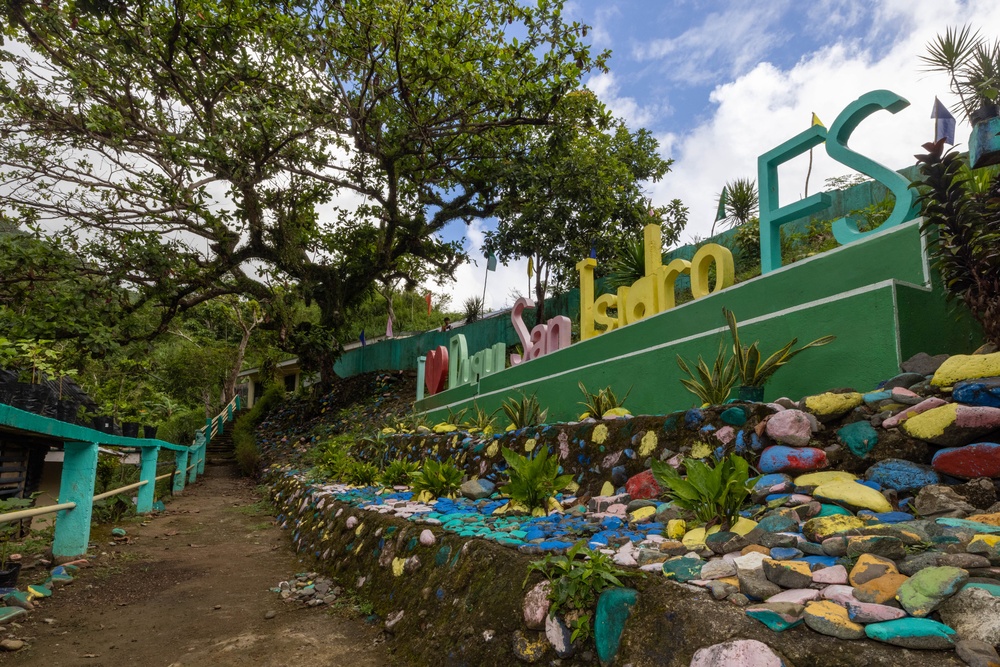U.S., Philippines forces, ‘Bundle of Joy’ reaches Dugui San Isidro Elementary School.