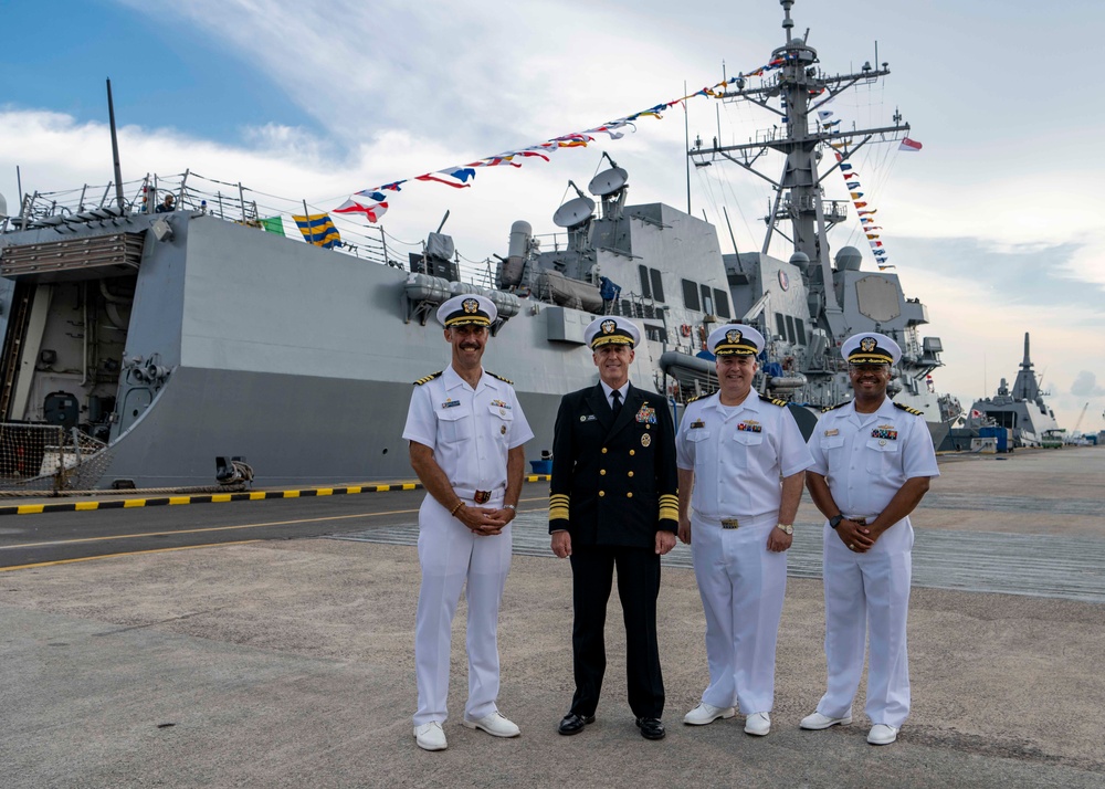 U.S. Pacific Fleet Commander visits USS Dewey while in Republic of Singapore for IMDEX Asia 25
