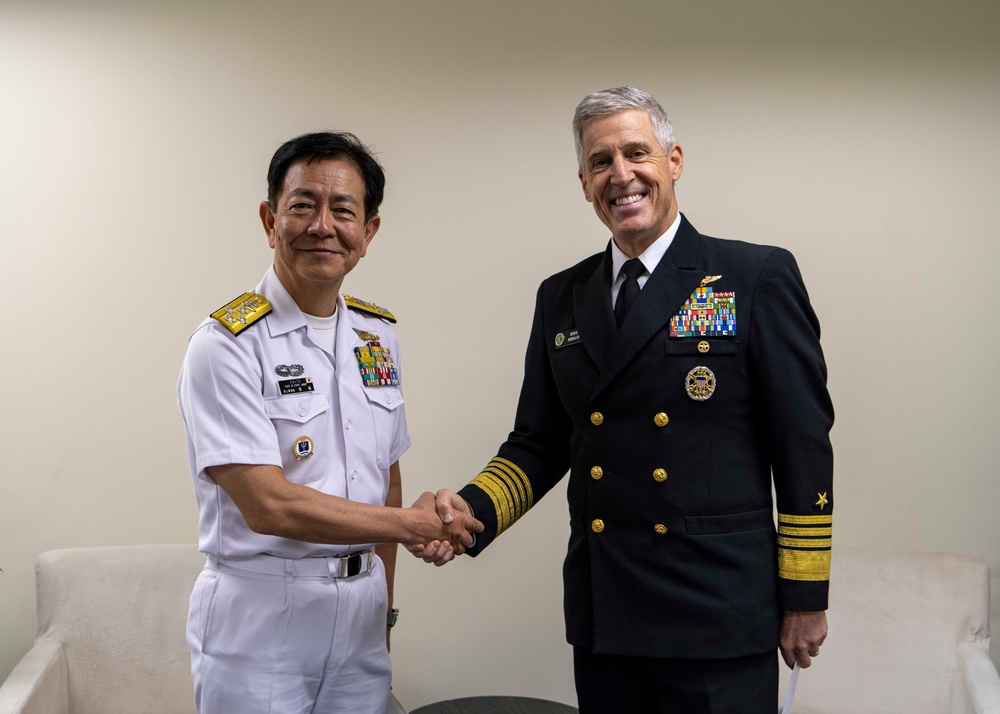 U.S. Pacific Fleet Commander travels to the Republic of Singapore for IMDEX Asia 25