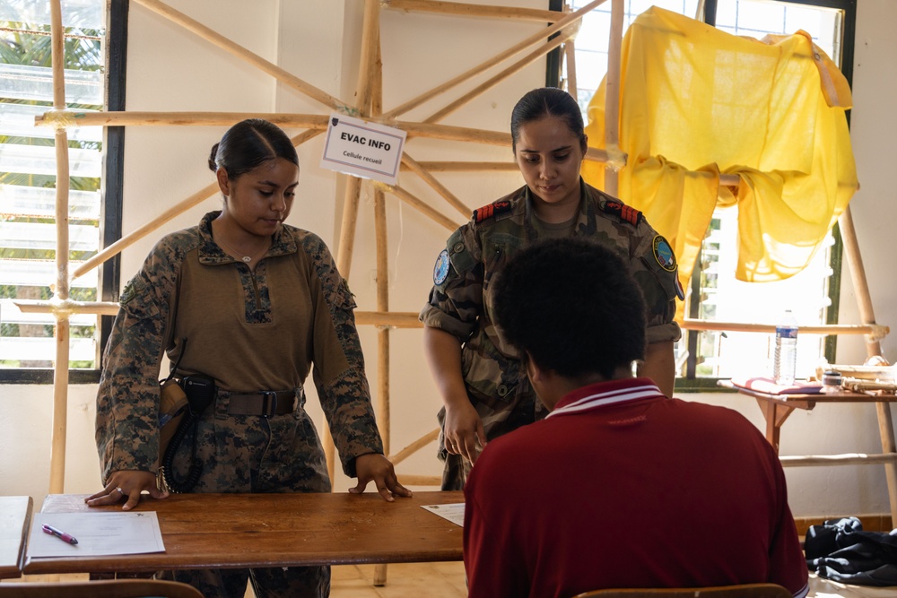 Croix Du Sud: U.S. Marines, service members conduct evacuation control center exercise