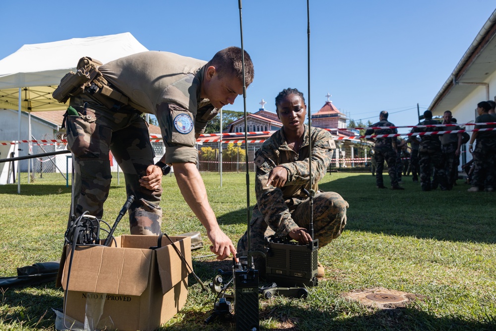 Croix Du Sud: U.S. Marines, service members conduct evacuation control center exercise