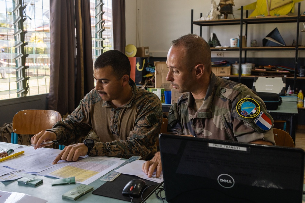 Croix Du Sud: U.S. Marines, service members conduct evacuation control center exercise