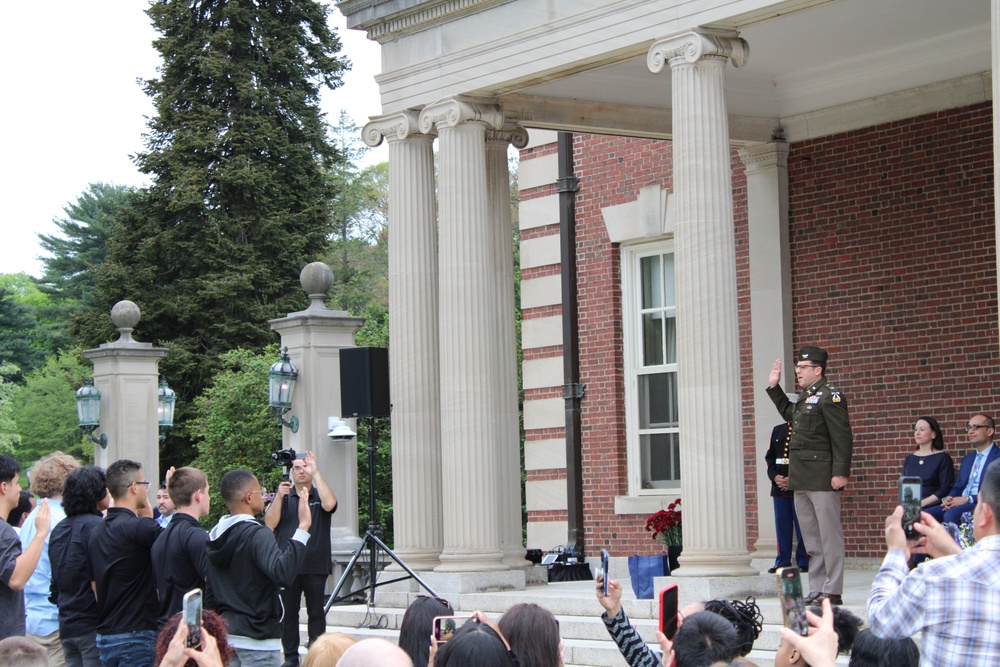 Armaments Center’s Military Deputy administers oath of enlistment to more than 100 northern New Jersey high school students