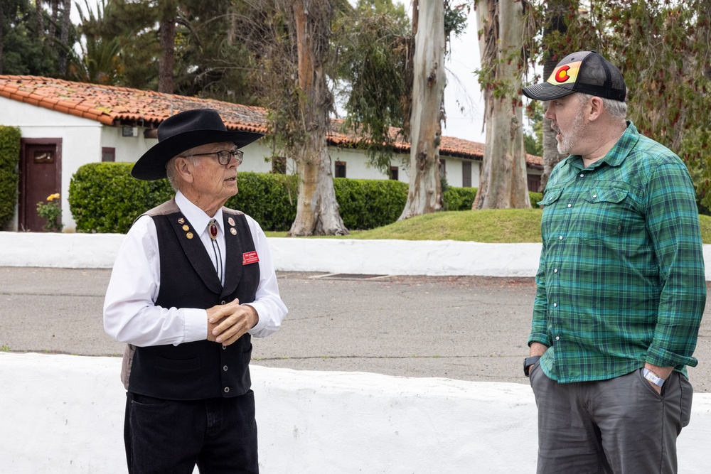 Great-Grandson of Former MCIWEST CG Visits Camp Pendleton