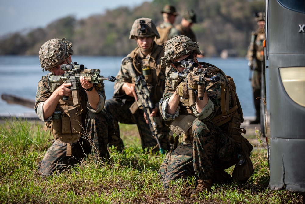 Marine forces conduct amphibious assault during TW25 Over-the-Beach operation at TW25