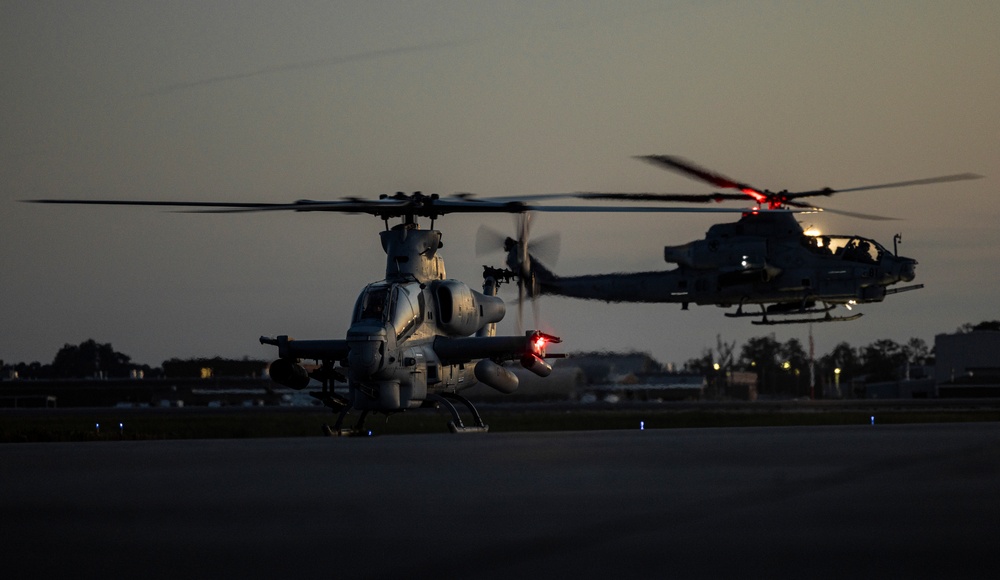 U.S. Marines assigned to HMLA-269 and VMM-263 (REIN) conduct FARP exercise