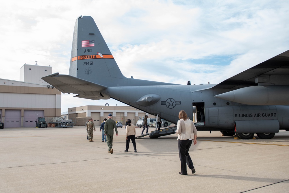 182nd Airlift Wing hosts ESGR Boss Lift May 7, 2025