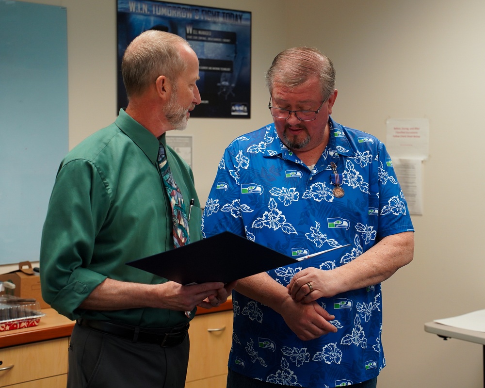 NUWC Division, Keyport Mission Readiness Director Troy Kelley receives Meritorious Civilian Service Award