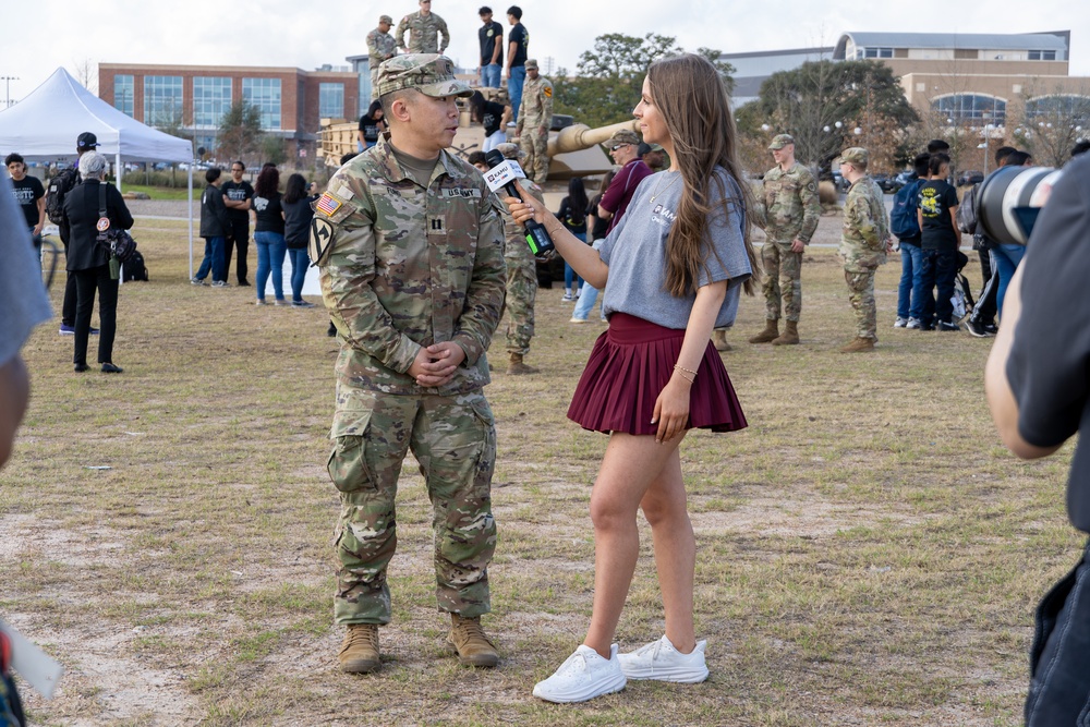 Soldiers from the III Armored Corps participate in Texas A&amp;M University's Meet Your Army event.