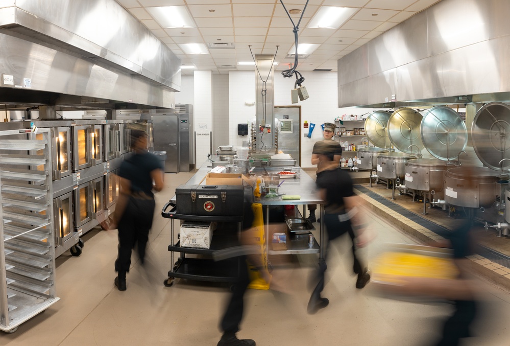 Culinary Showdown at Camp Pendleton: Food Service Marines Compete for Top Honors