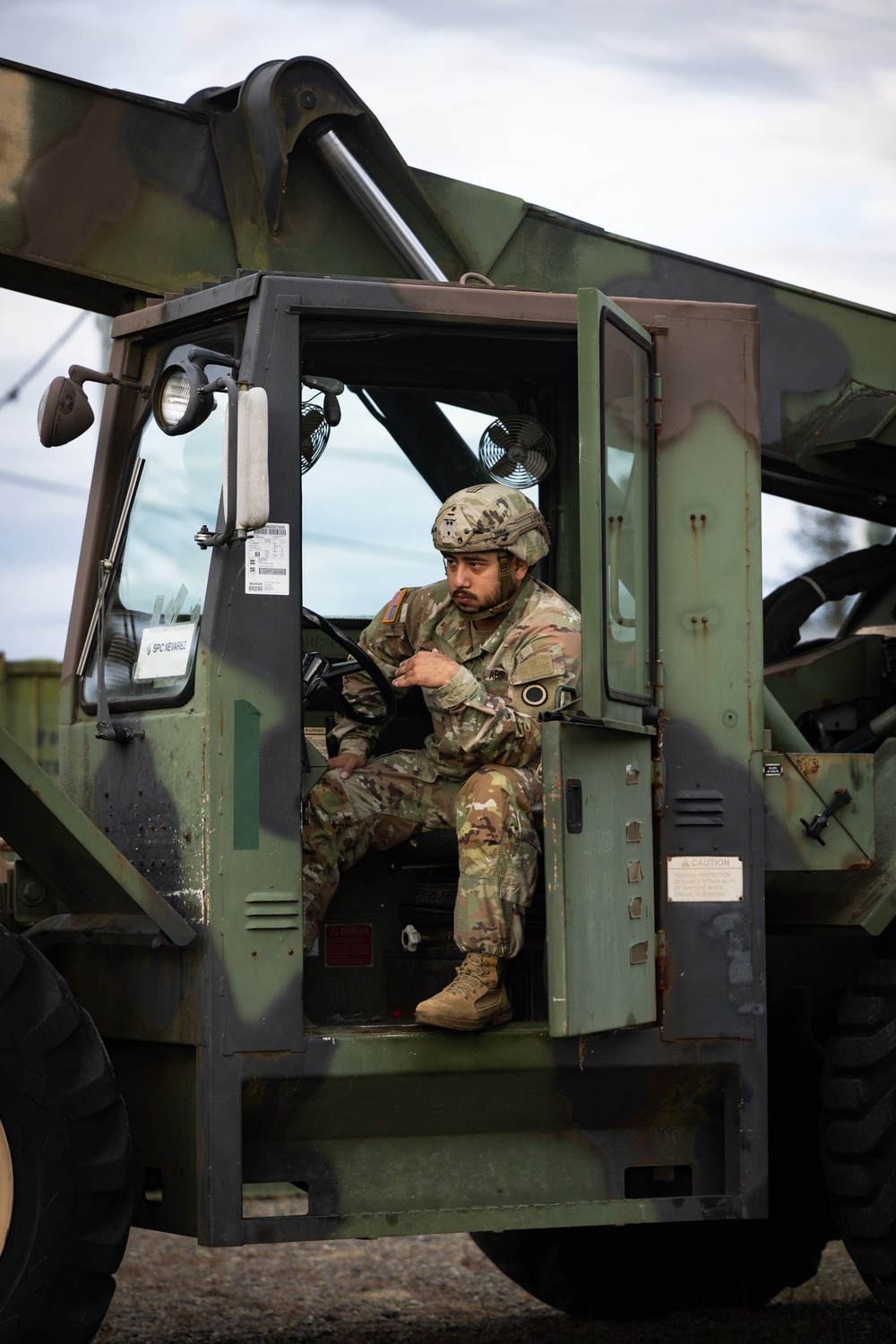 22nd Corps Signal Brigade EDRE Loading