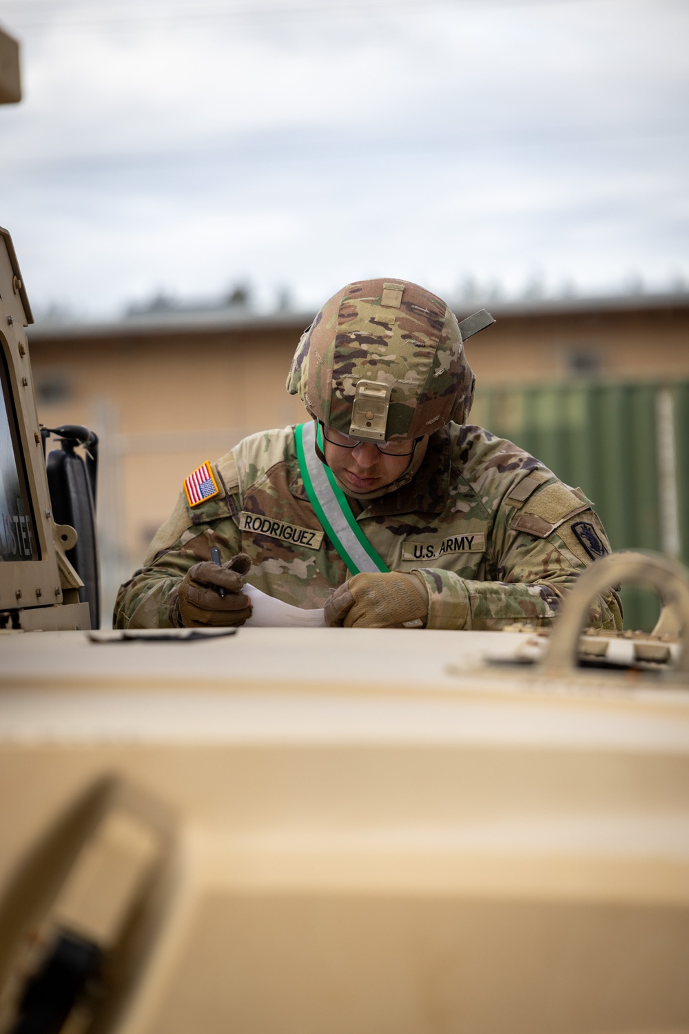 22nd Corps Signal Brigade EDRE Loading