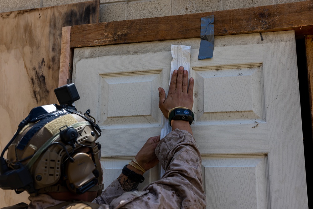 3rd Bn., 1st Marines conducts day, night raids during EOTG raid leaders course