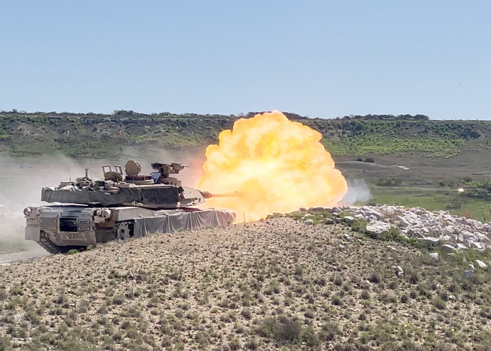 Abrams Main Battle Tank Live-Fire Training