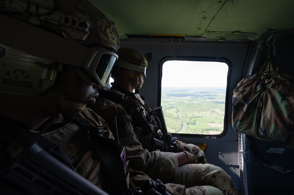 509th SFS enhances joint force capabilities with ARNG 1-135 AHB