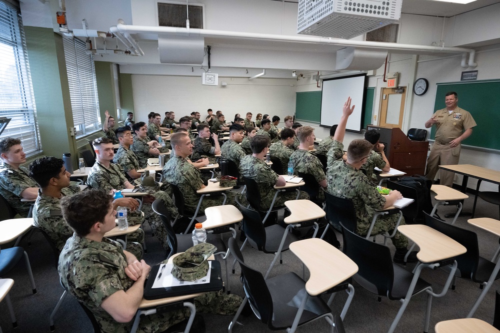 NAVSUP Command Master Chief speaks at Rutgers University