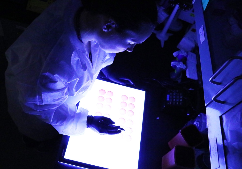 RIID Microbiologist Earns Civilian Distinction for Contributions to Emerging Science