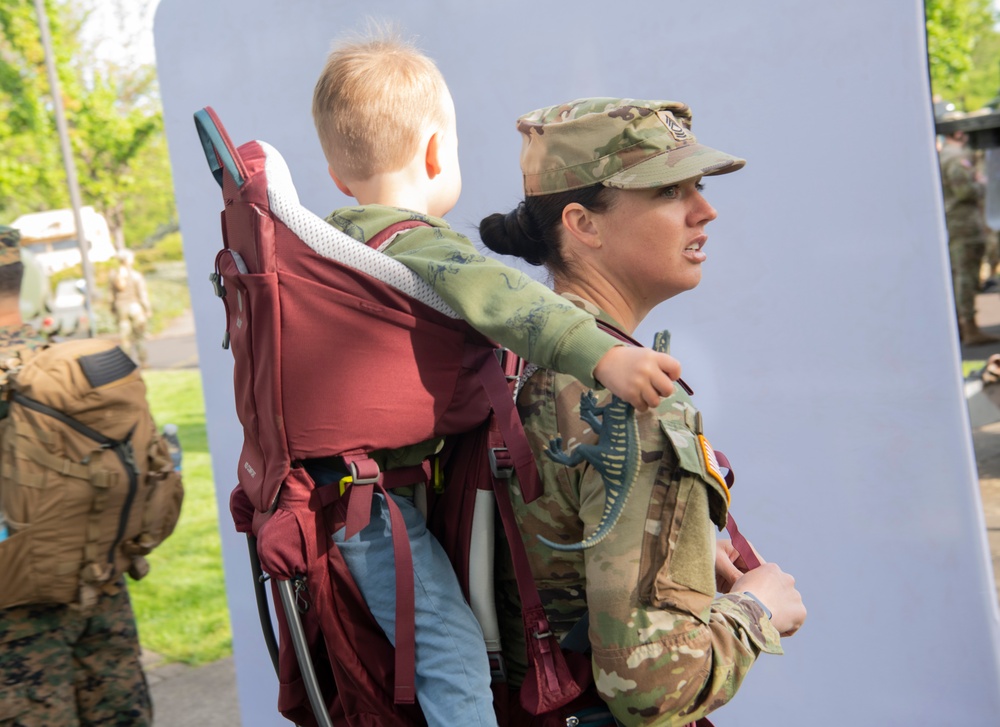 2-218 Field Artillery Ruck and Food Drive