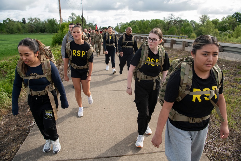 2-218 Field Artillery Ruck and Food Drive
