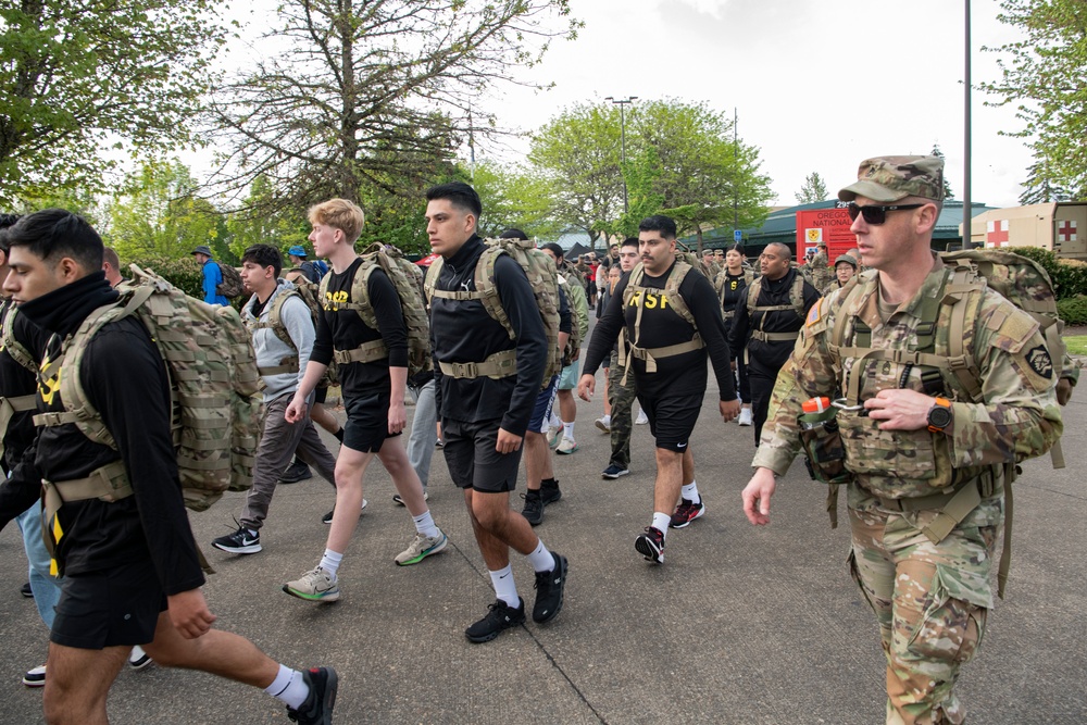 2-218 Field Artillery Ruck and Food Drive