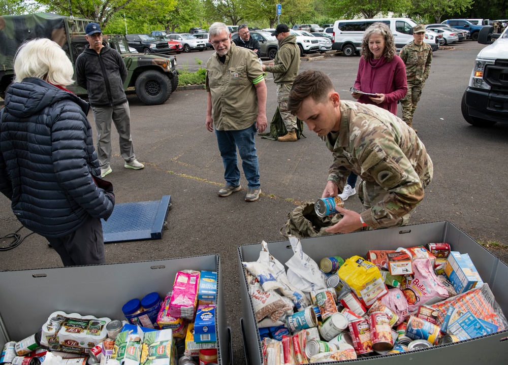 2-218 Field Artillery Ruck and Food Drive