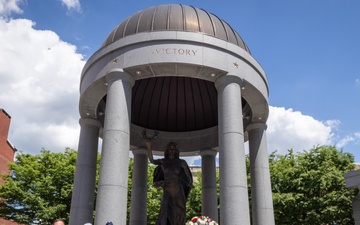Ceremony commemorates 80th anniversary of Victory in Europe