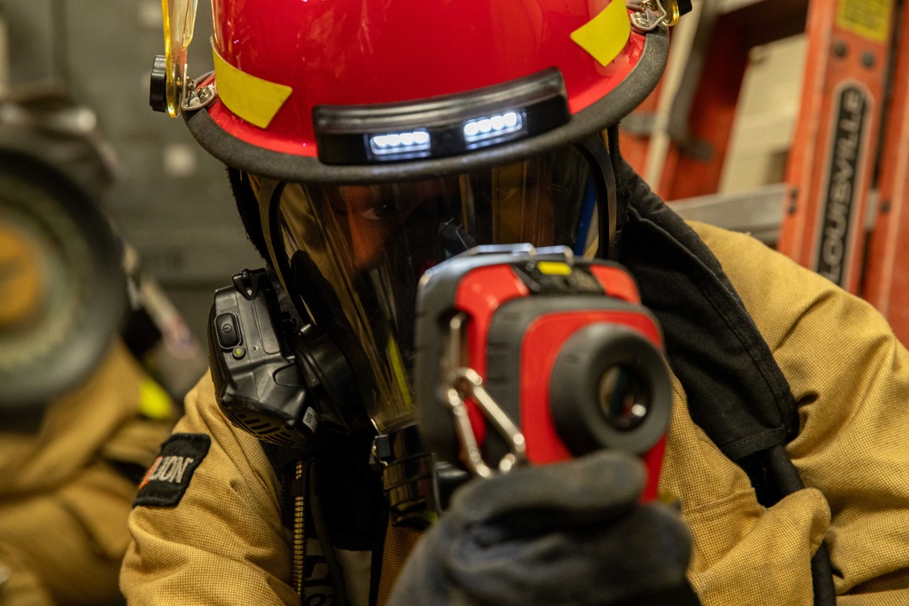 George Washington Sailors Conduct Firefighting Drills