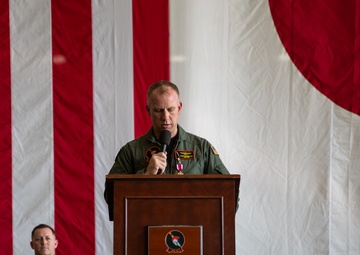 Strike Fighter Squadron (VFA) 147 holds change of command in Iwakuni