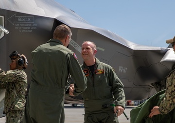 Strike Fighter Squadron (VFA) 147 holds change of command in Iwakuni