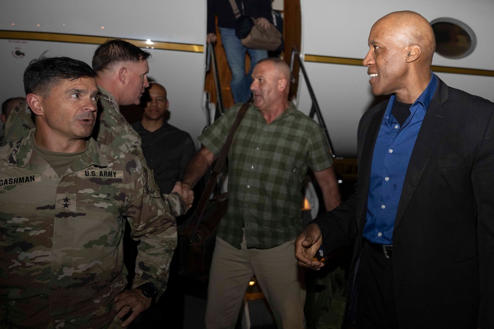 AFRICOM commander makes stop in Djibouti