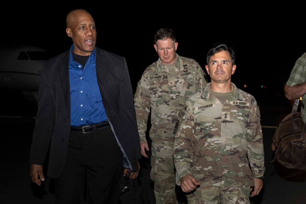 AFRICOM commander makes stop in Djibouti