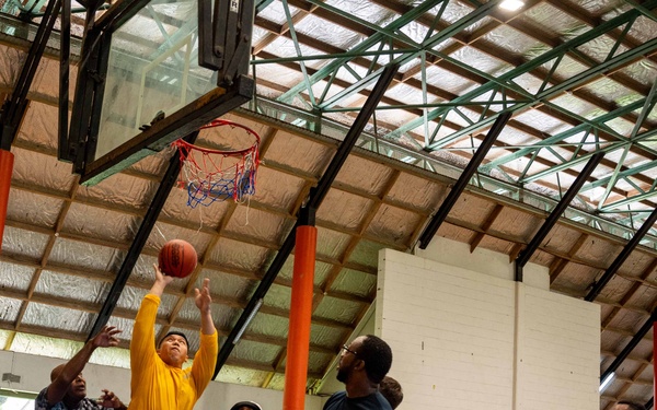 Blue Ridge Plays Basketball With Fiji Sailors