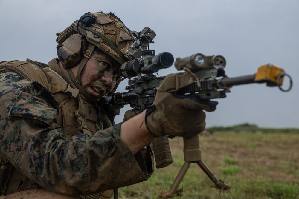 31st MEU conducts Helicopter Raid during MEUEX
