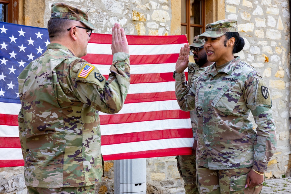 Final Reenlistment at Burg Dagestein