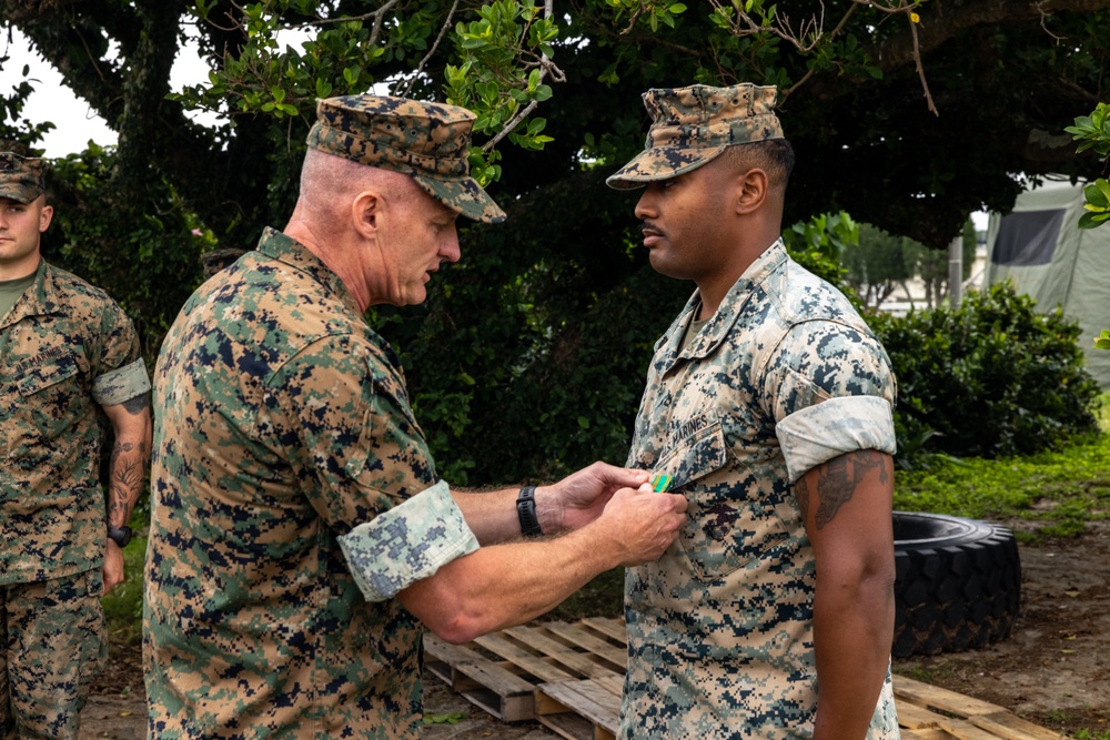 Kaiju Rain | III MEF Commanding General visits III MIG