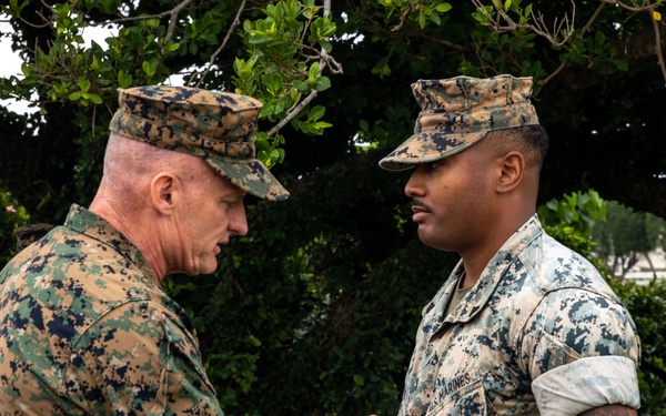 Kaiju Rain | III MEF Commanding General visits III MIG