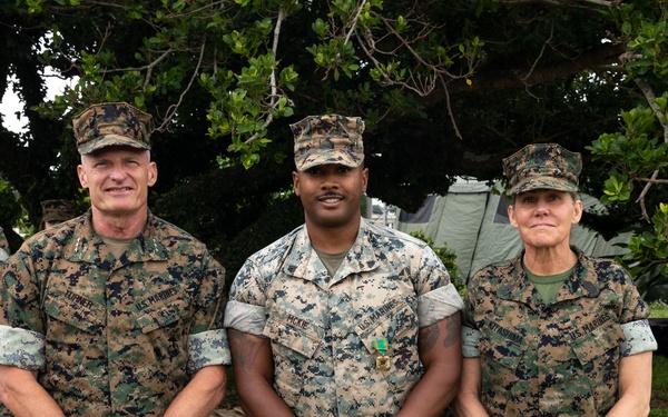 Kaiju Rain | III MEF Commanding General visits III MIG
