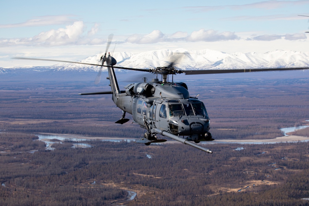 U.S. military conducts Aerial Refueling during Kodiak Mace 25