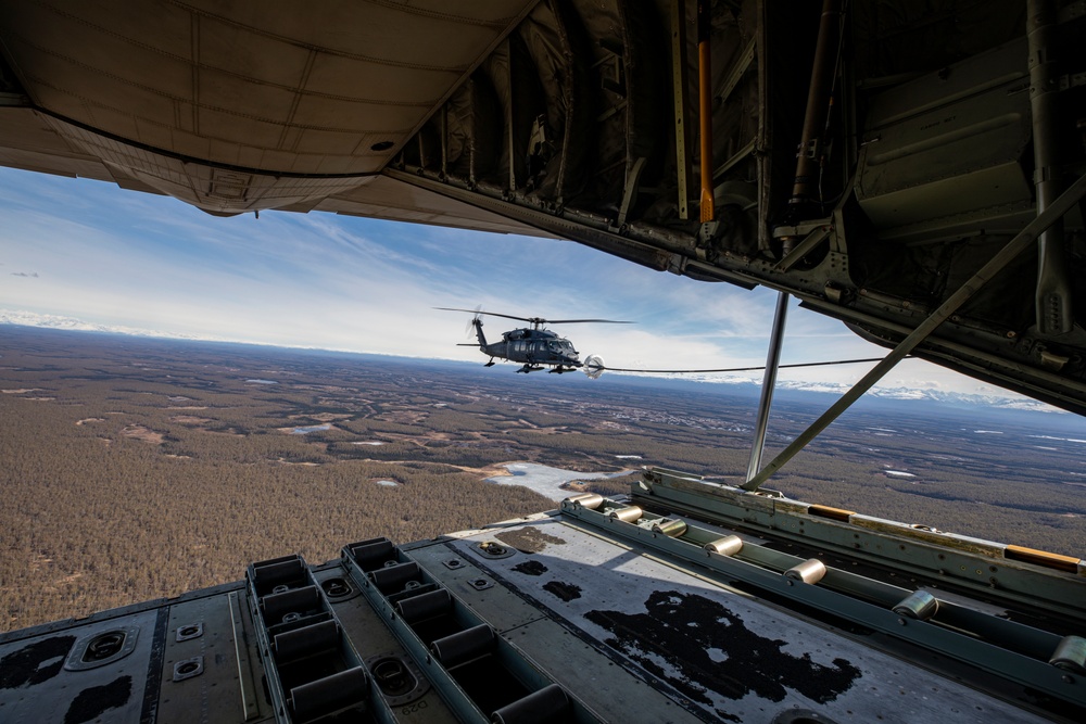U.S. military conducts Aerial Refueling during Kodiak Mace 25