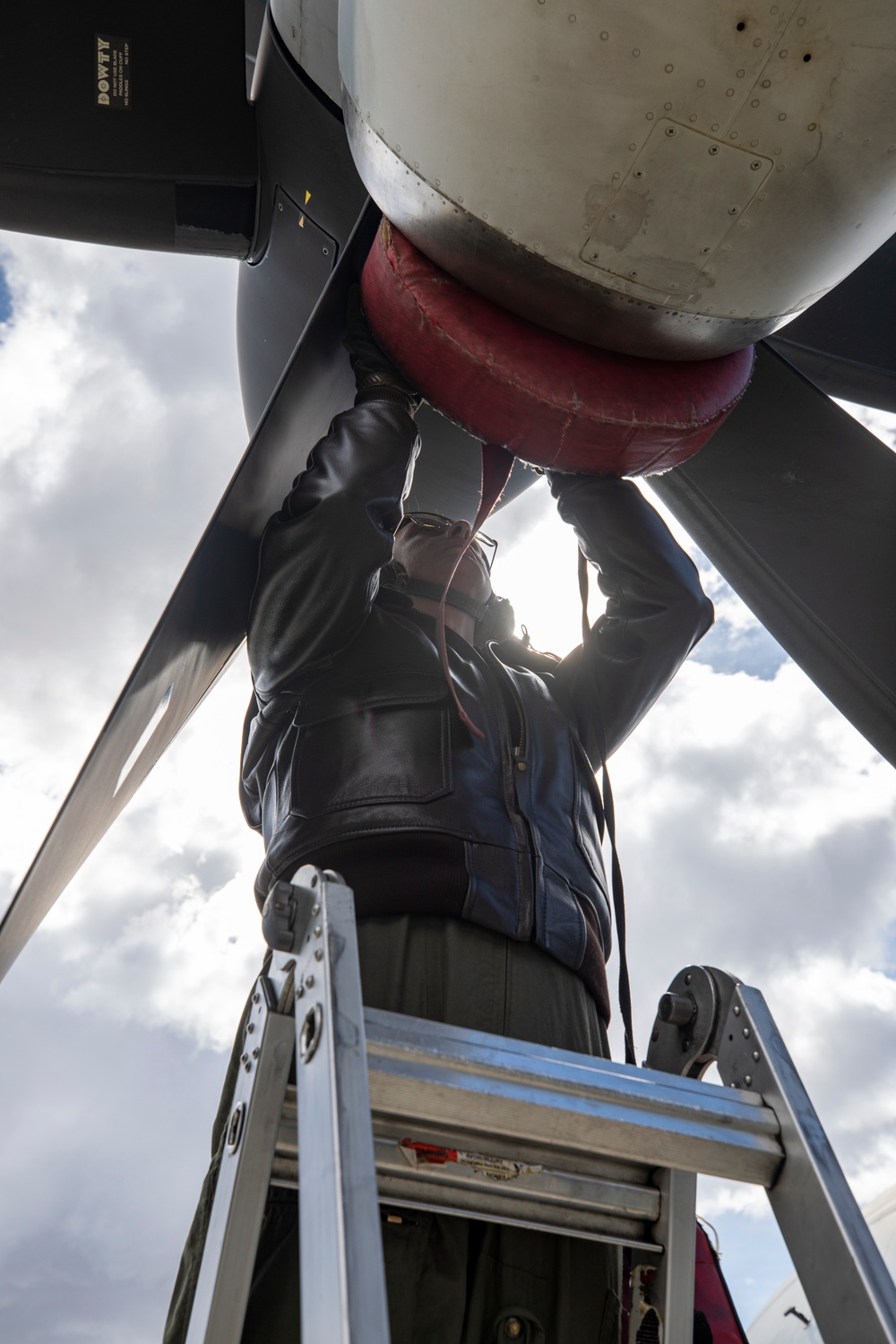 U.S. military conducts Aerial Refueling during Kodiak Mace 25