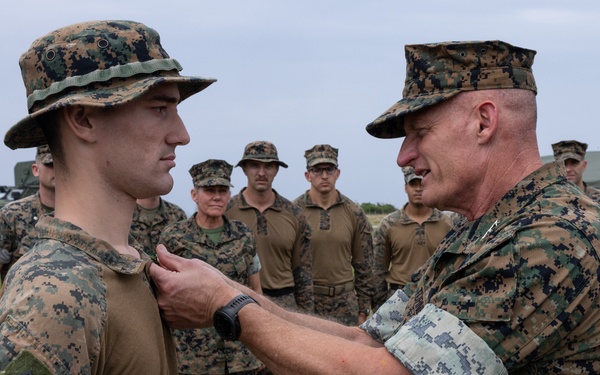 Kaiju Rain | III MEF Commanding General visits III MIG